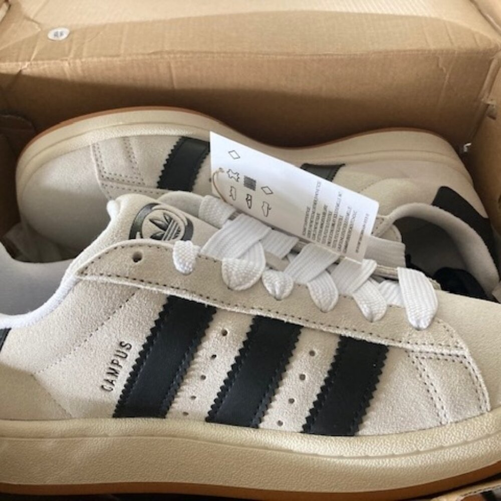 Womens 8 1/2 Adidas CAMPUS 00 - BRAND NEW!!